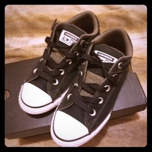 Converse all star sneakers